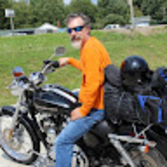 Meet your Posher, Denis - Picture 1 of 1